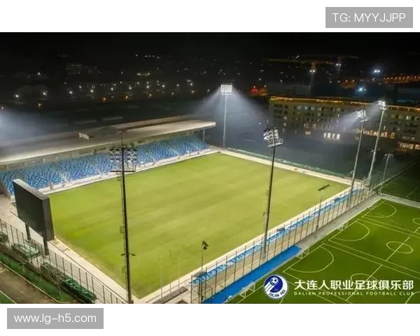 南京俱乐部与宝应县签署青训合作协议